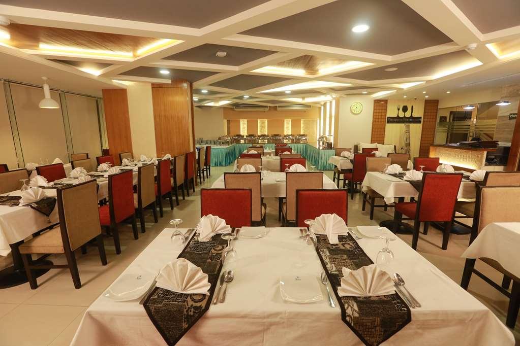 Asia Hotel & Resorts Dhaka Restaurant bilde